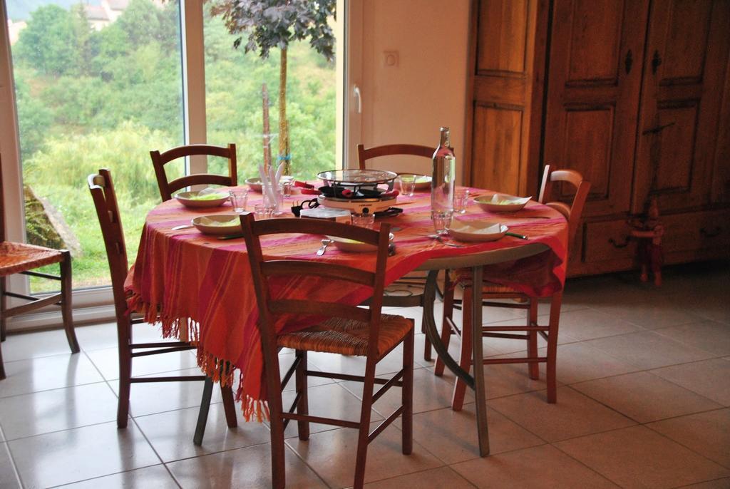 Gite De La Suche Lamastre Buitenkant foto